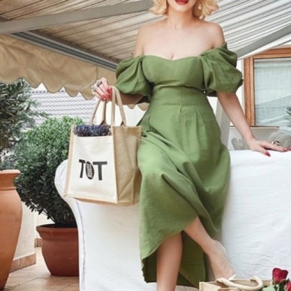 Zara Dresses & Skirts - NWT Zara Wide Neck Green Puff Sleeve Midi Dres XL